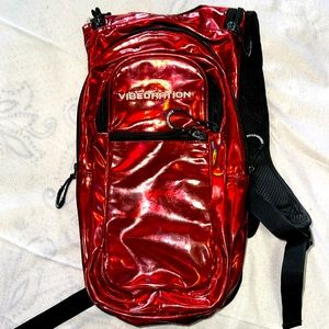 Vibedration hydration pack